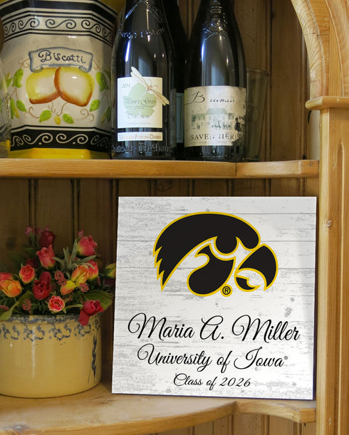 Personalized University of Iowa Graduation Sign – Custom Name & Class Year Gift for Hawkeyes Students, Alumni & Graduates